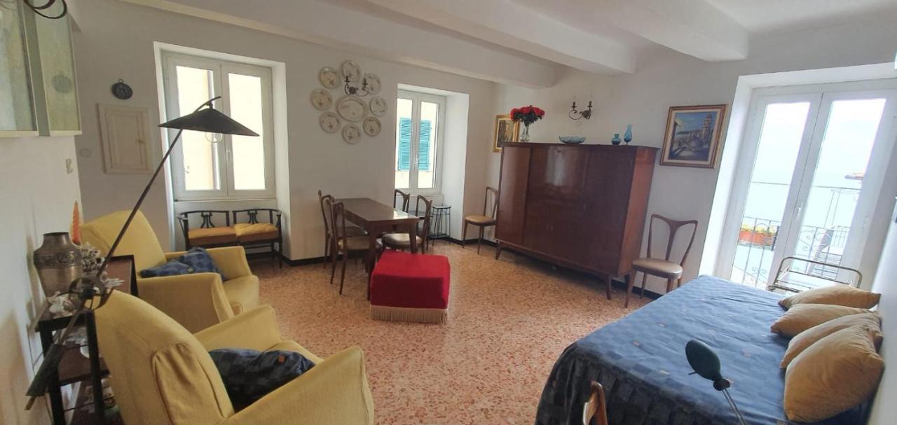 Apartamento Casa Del Sole Affacciato Sul Mare Cervo Exterior foto